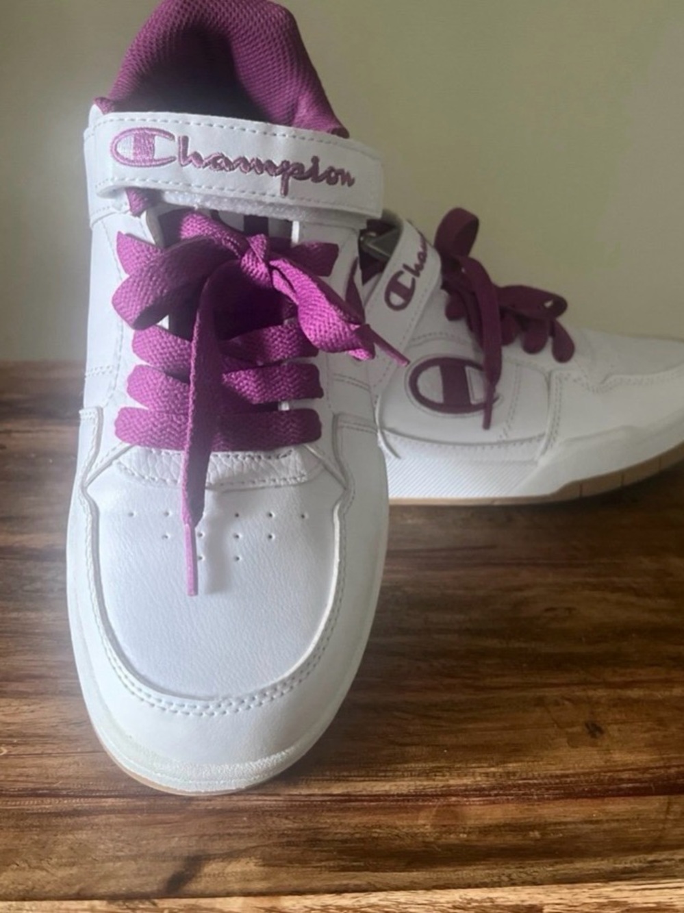 CHAMPION ARENA POWER LOW SNEAKERS TRAINERS WOMEN SHOES WHITE/PURPLE SIZE 8.